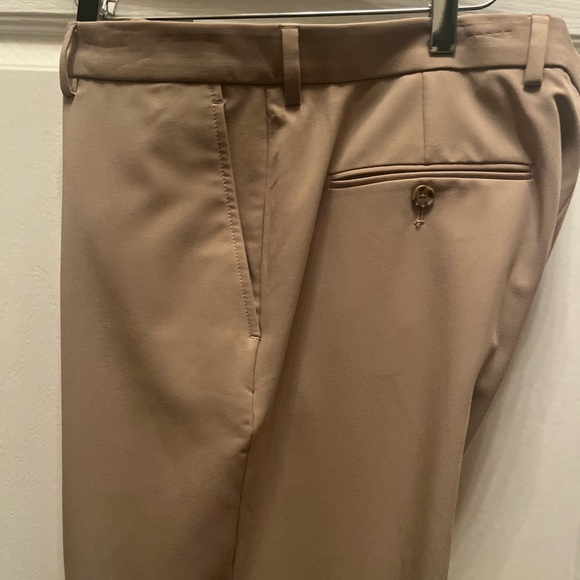 PRE-OWNED NAUTICA MEN'S FLAT FRONT DRESS PANTS- SIZE 36 X 30 - Picture 3 of 6